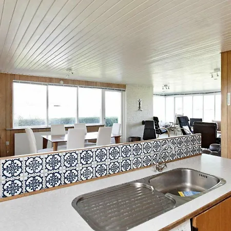 Three-bedroom Holiday In 3 Dom wakacyjny Bogense